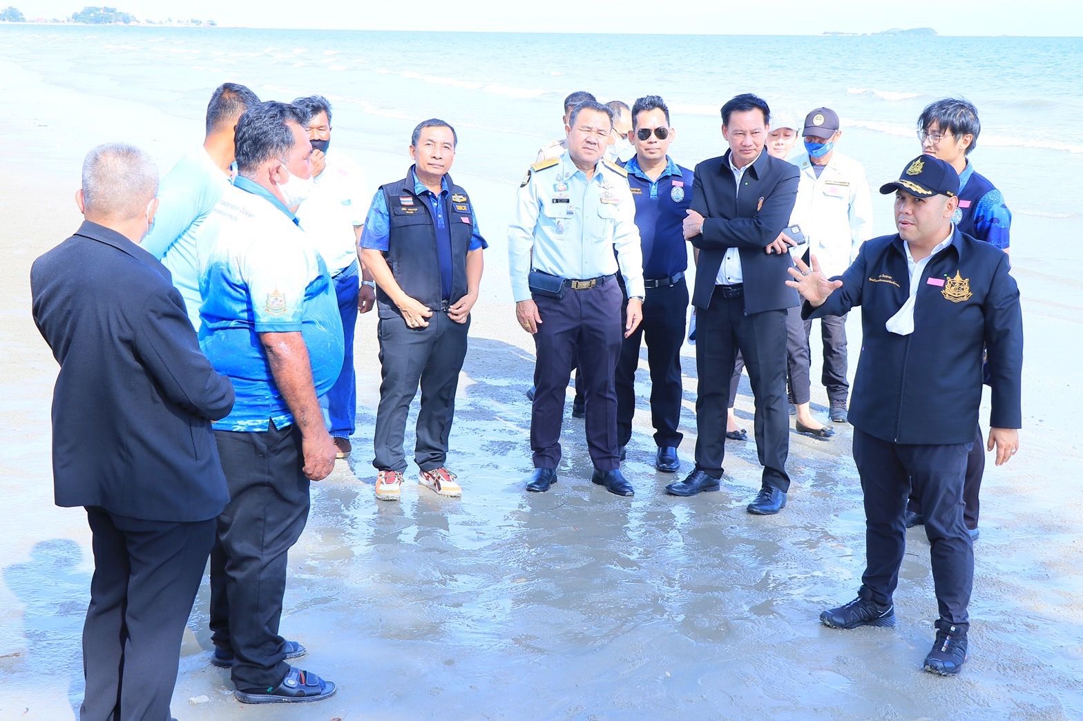 “กรมทะเล เร่งจัดทำ Environmental Checklist ก่อนสร้างกำแพงป้องกันคลื่นริมชายหาดและเขื่อนป้องกันตลิ่งริมทะเล”