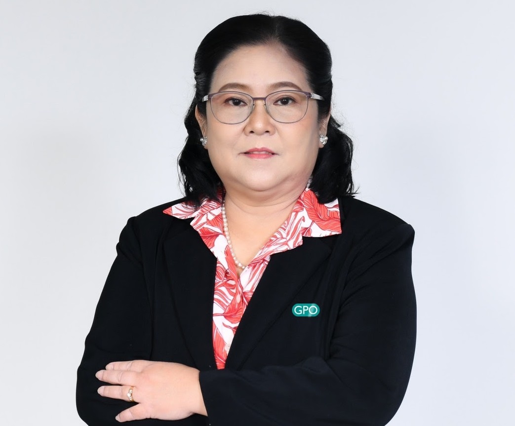 เภสัชกรหญิงศิริกุล เมธีวีรังสรรค์