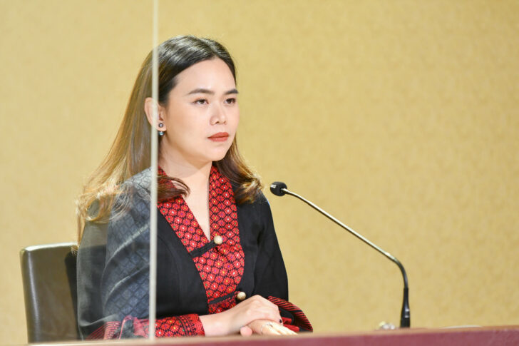 นางสาวไตรศุลี ไตรสรณกุล รองโฆษกประจำสำนักนายกรัฐมนตรี นางสาวไตรศุลี ไตรสรณกุล รองโฆษกประจำสำนักนายกรัฐมนตรี