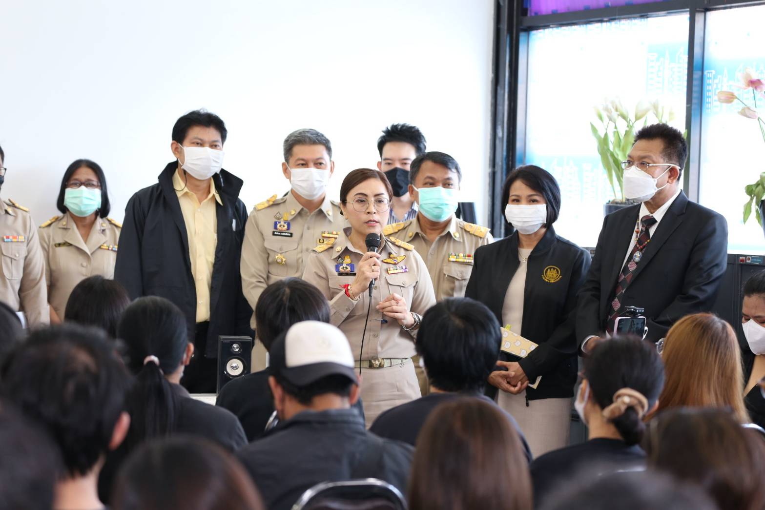 พนักงาน JSL รวมตัวยื่นขอรับค่าชดเชย ผ่านกระทรวงแรงงาน