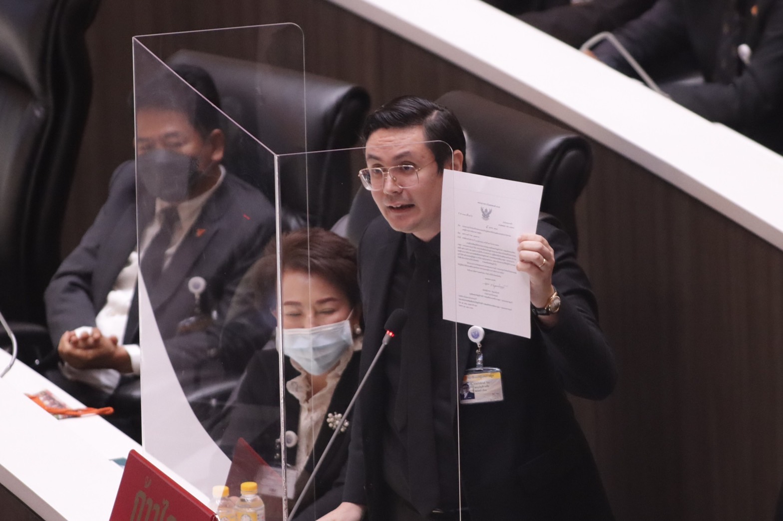 รังสิมันต์ โรม เปิดตั๋วช้าง ภาค 2 ค่าโง่กองบินตำรวจ สังเวยงบฯ 937 ล้าน