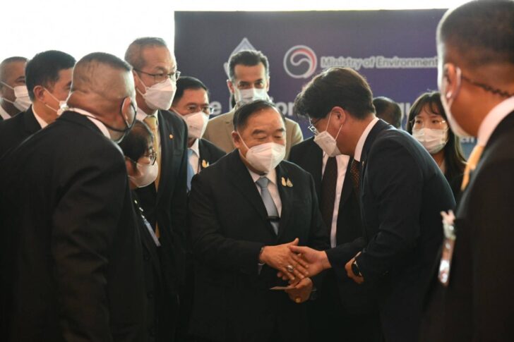 พลเอก ประวิตร วงษ์สุวรรณ พลเอก ประวิตร วงษ์สุวรรณ
