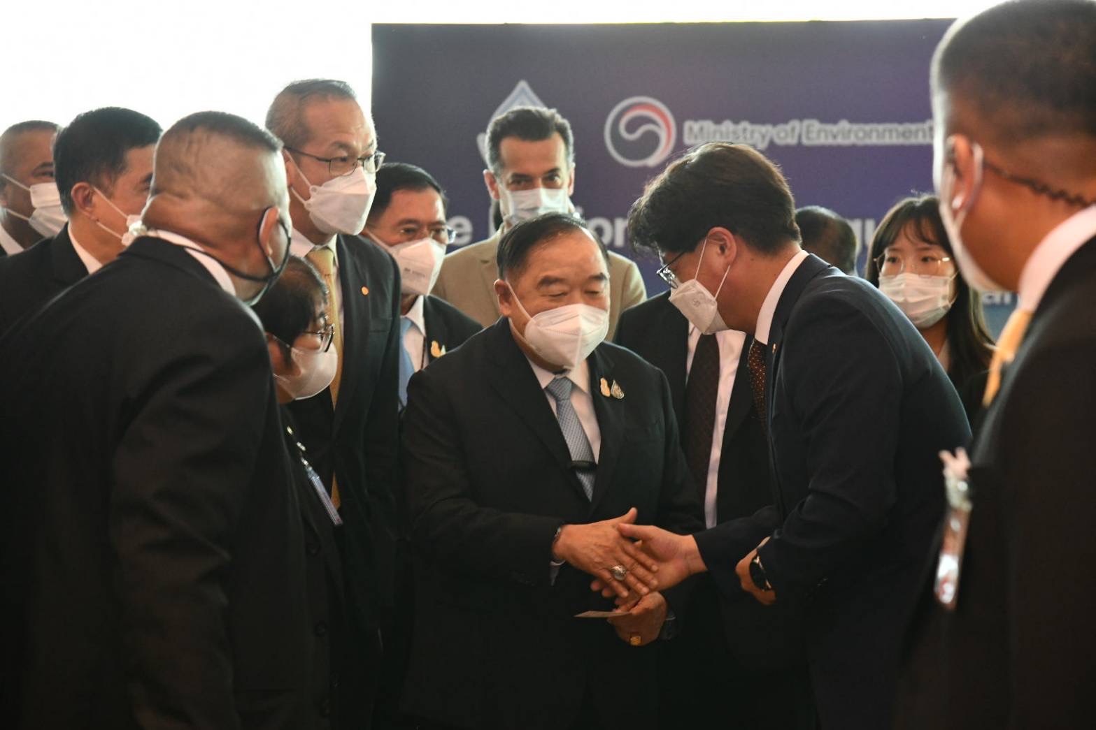 ประวิตร หนุน สทนช.-สภาน้ำเอเชีย-OECD เร่งเครื่องบริหารจัดการน้ำ EEC