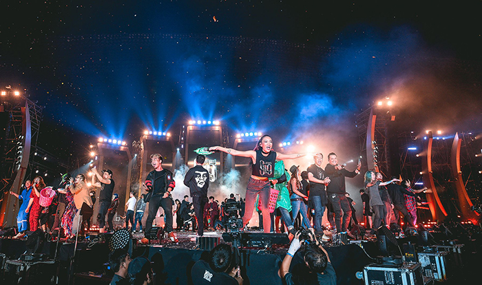 คอนเสิร์ต คอนเสิร์ต