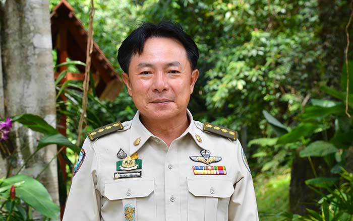 ดร.ทรงธรรม สุขสว่าง