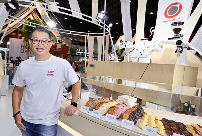 คุยกับ ปพนธ์ รัตนชัยกานนท์ เส้นทาง 15 ปีของร้านกาแฟในทรูช้อป