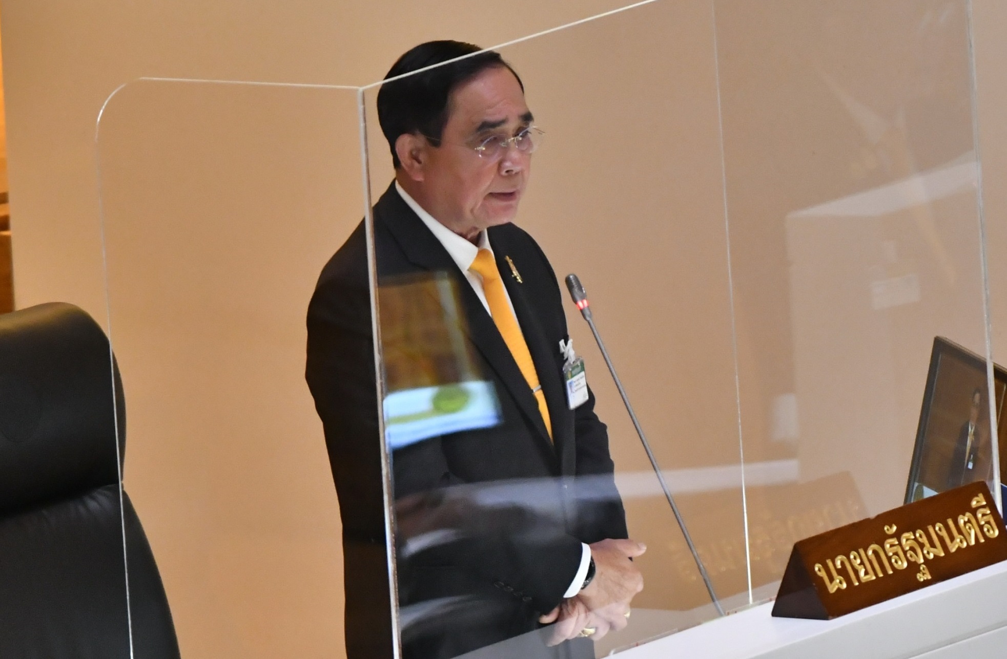 ประยุทธ์ ไม่ชิงยุบสภา หนีอภิปรายไม่ลงมติ พร้อมตอบทุกประเด็น