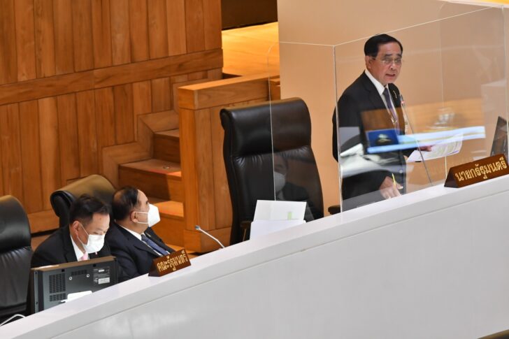 พล.อ.ประยุทธ์ จันทร์โอชา และรัฐมนตรีว่าการกระทรวงกลาโหม ที่รัฐสภา ในวันอภิปรายไม่ไว้วางใจ เมื่อวันที่ 19 ก.ค. 2565 พล.อ.ประยุทธ์ จันทร์โอชา และรัฐมนตรีว่าการกระทรวงกลาโหม ที่รัฐสภา ในวันอภิปรายไม่ไว้วางใจ เใมื่อวันที่ 19 ก.ค. 2565