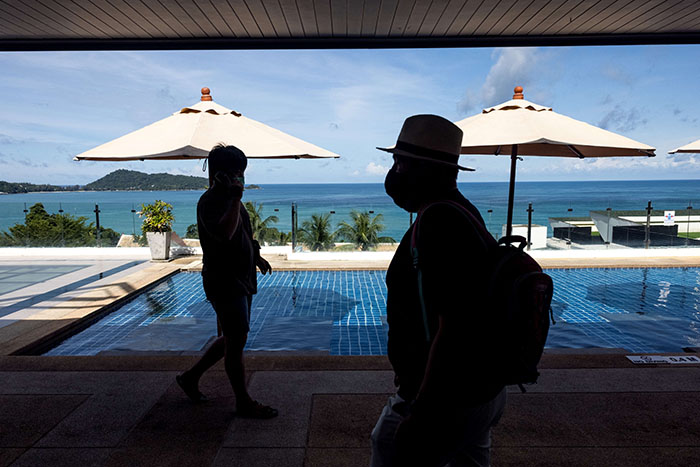 ภูเก็ต-พังงาสะเทือน 2 เด้ง ผวาสึนามิเลื่อนตั๋วบิน-โรงแรม