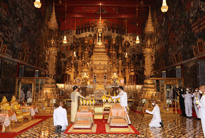 ในหลวง โปรดเกล้าฯ พระราชทาน หลักปฏิบัติเพื่อความพ้นทุกข์