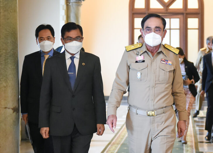 นับถอยหลังนายกฯ 8 ปี ท่าทีประยุทธ์ ถ้าศาลรัฐธรรมนูญชี้พ้นจากตำแหน่ง