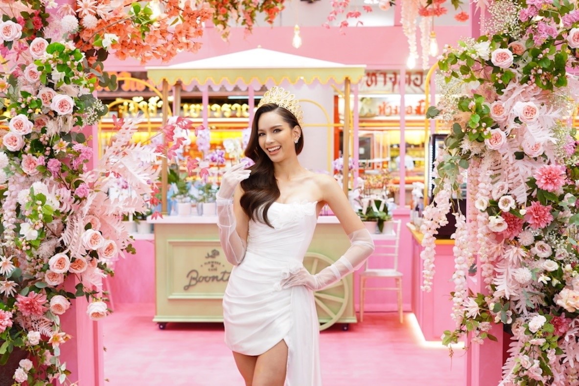 แอนนา เสืองามเอี่ยม ชวนสัมผัสความมหัศจรรย์พลังแห่งดอกไม้  ในงาน THE MALL FLOWER POWER