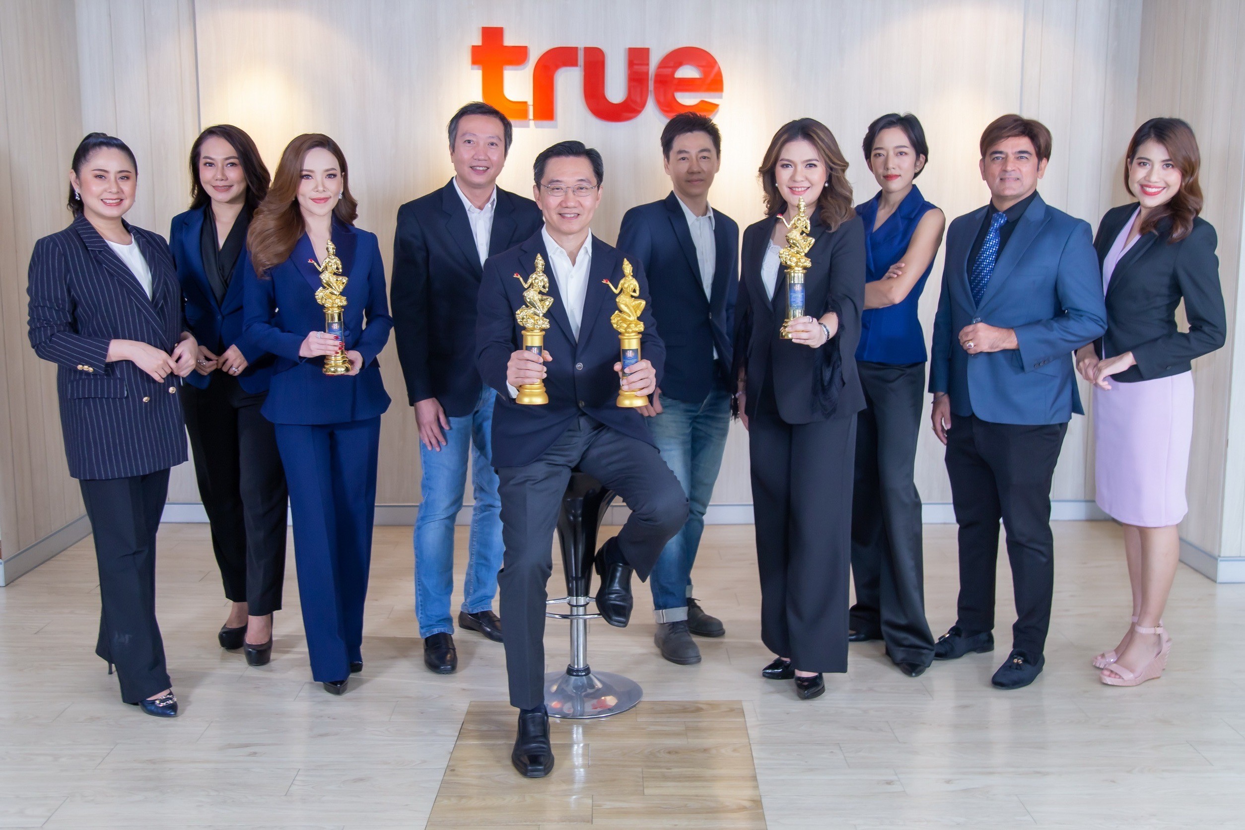 TNN และ ทรูโฟร์ยู คว้า 4 รางวัล “มณีเมขลา ครั้งที่ 3 ประจำปี 2565” การันตีสื่อมวลชน ทรงคุณค่าตัวจริง คู่สังคมไทย