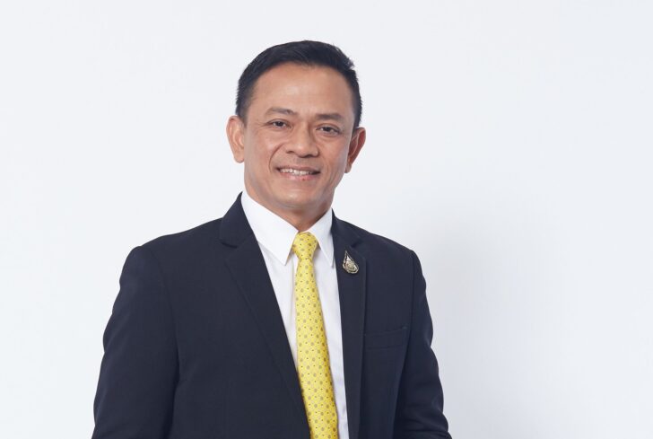 นาวาอากาศเอก อธิคุณ คงมี นาวาอากาศเอก อธิคุณ คงมี