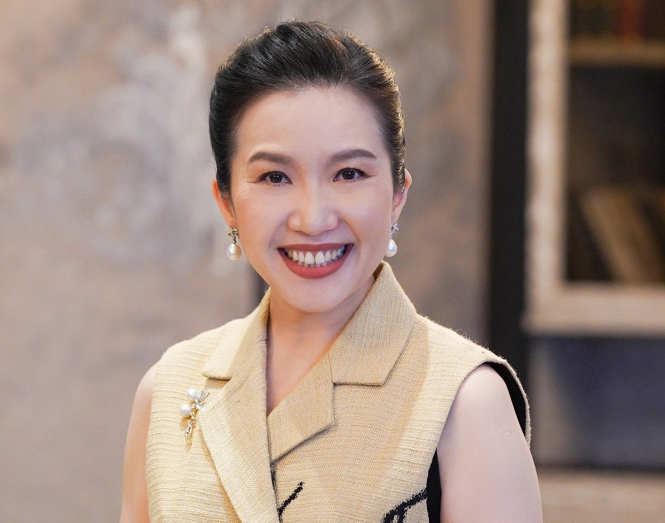 วัลลภา ไตรโสรัส