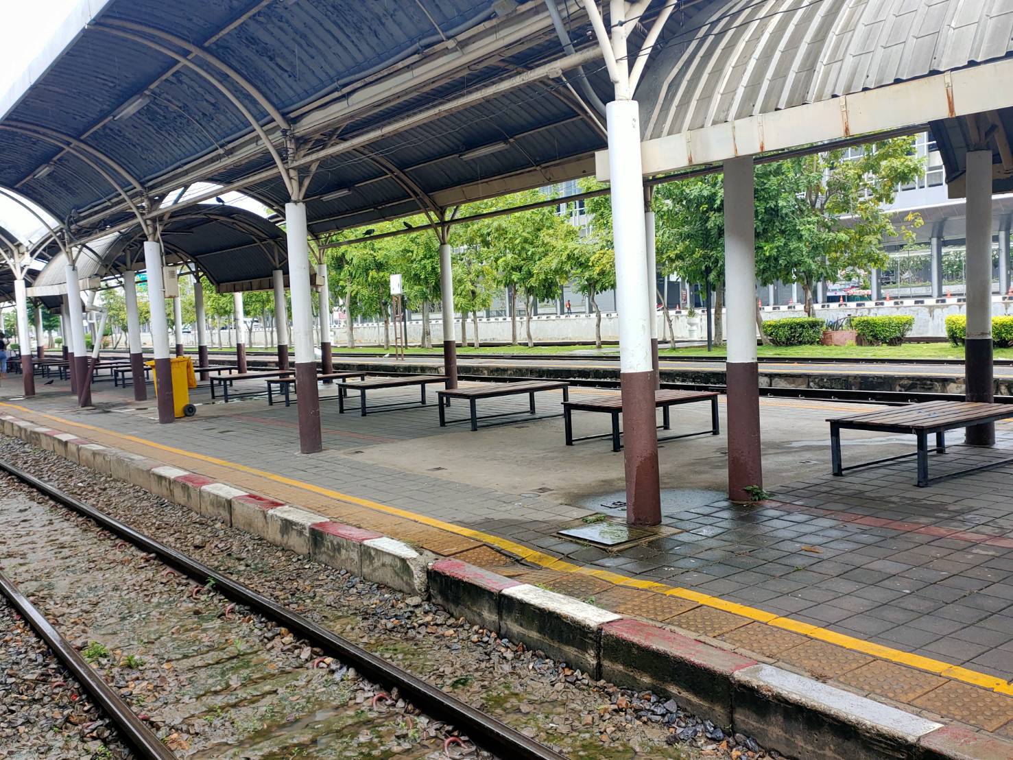 การรถไฟฯปรับปรุงสถานีรถไฟบางซื่อ เพิ่มเก้าอี้ ปรับปรุงห้องน้ำ