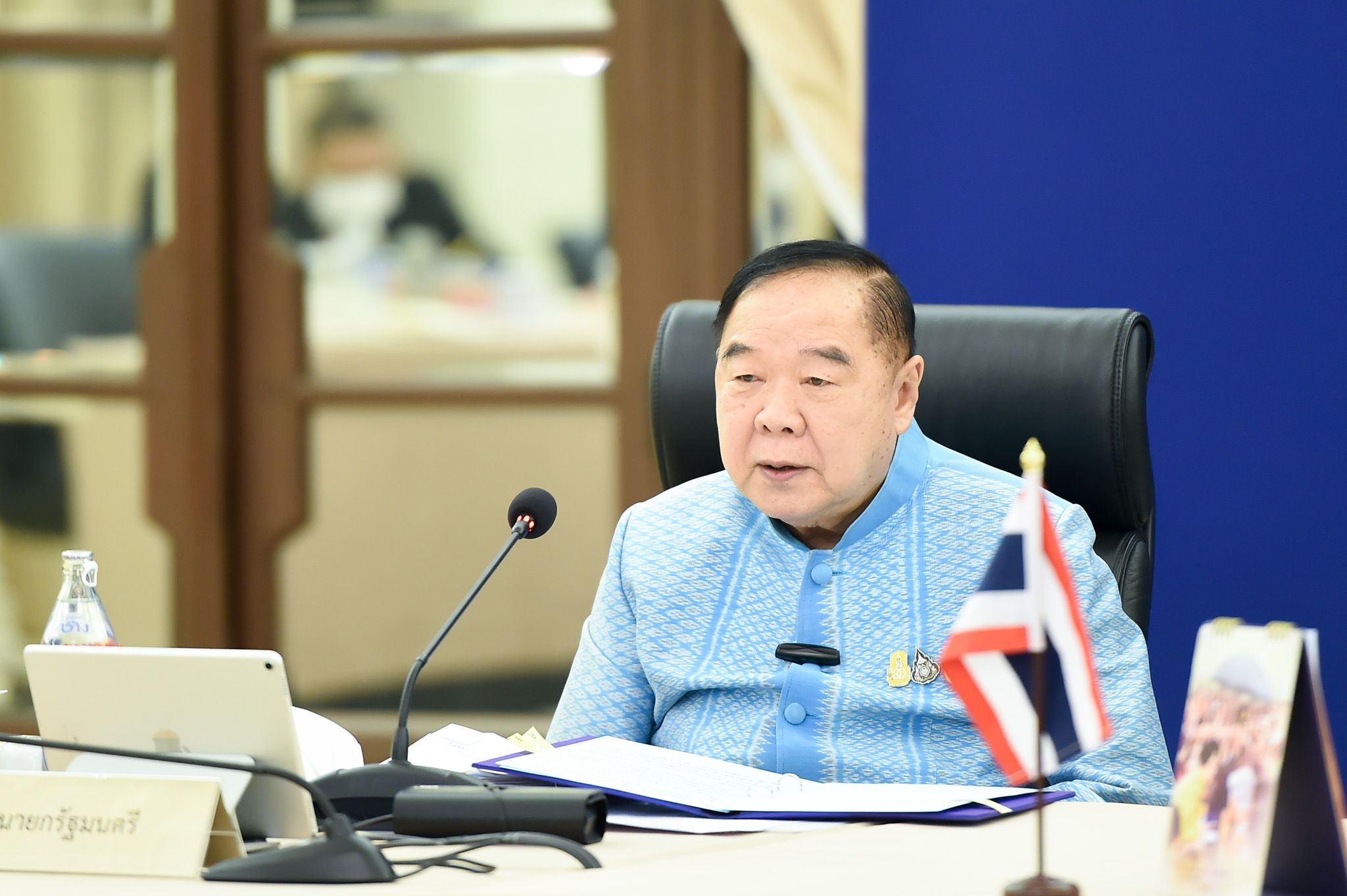 ประวิตร สั่งคลังแยกสถานะลูกหนี้ หามาตรการช่วยเหลือตรงเป้า