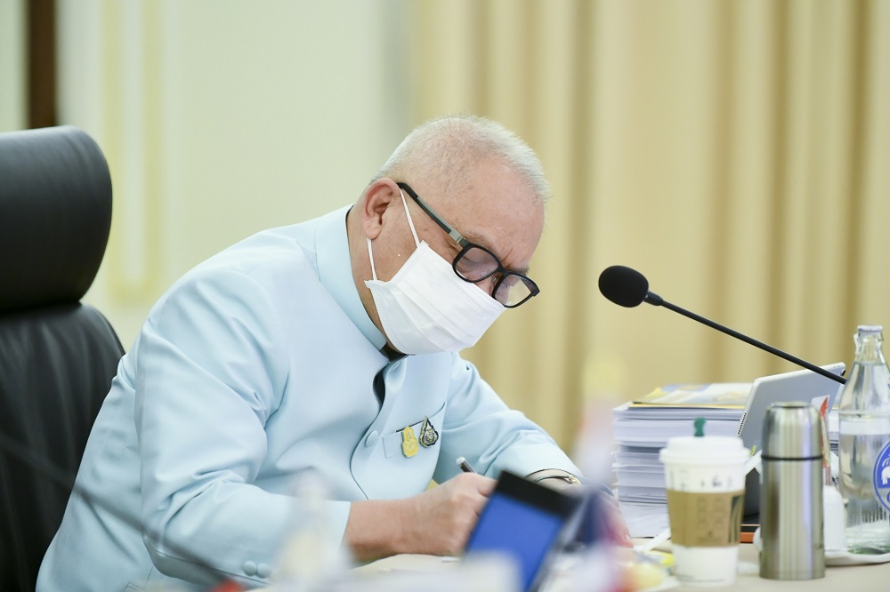 สุพัฒนพงษ์ สั่งแบงก์รัฐห้ามยึดบ้านลูกหนี้ แจงชดเชยค่าไฟยังไม่เข้า ครม.