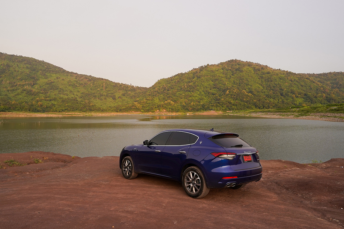 Maserati-Levante-Hybrid