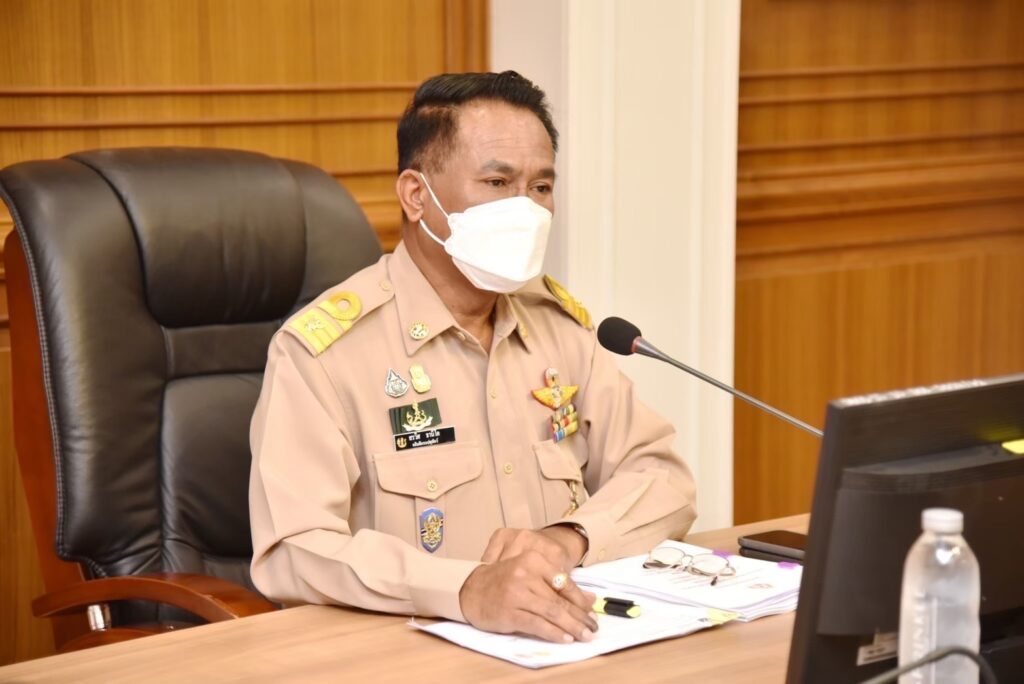 นายสัตวแพทย์สรวิศ ธานีโต