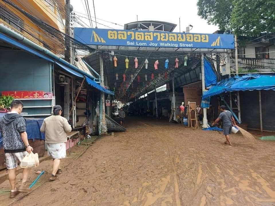 น้ำท่วมซัดเศรษฐกิจ “แม่สาย” อ่วม สูญกว่า 200 ล้านบาท