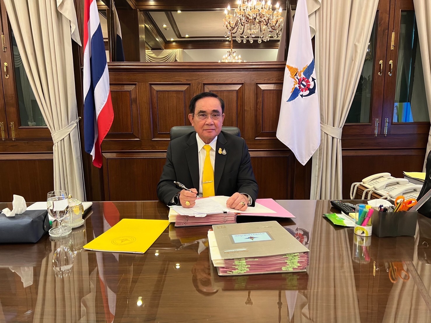 ประยุทธ์ ปรากฎตัวครั้งแรก เข้ากลาโหม หลังหยุดปฏิบัติหน้าที่