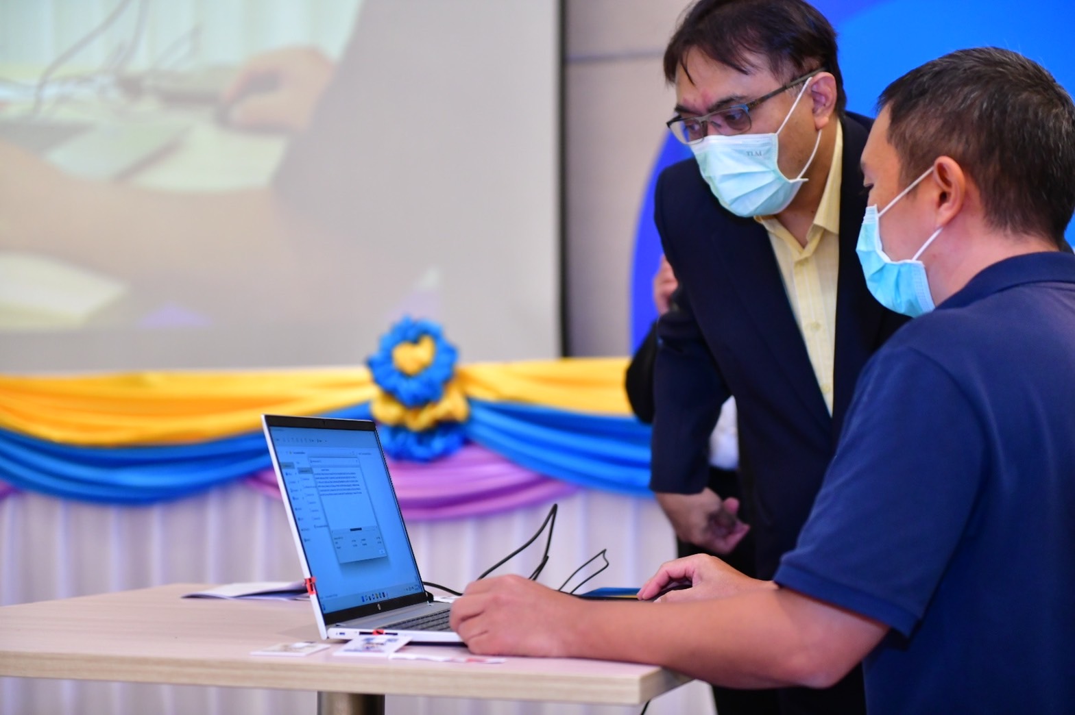 สลากฯ สุ่มคัดเลือกผู้ซื้อ-จองล่วงหน้า 7 หมื่นคน ตรวจรายชื่อได้บนเว็บไซต์
