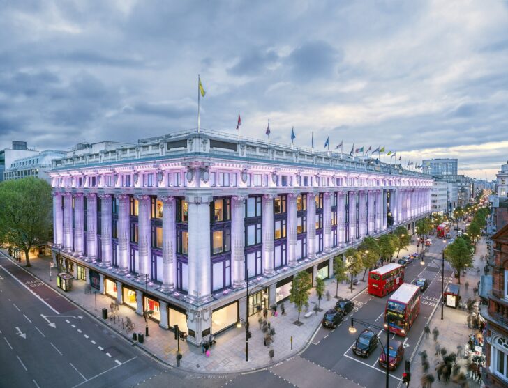 Selfridges Oxford Street - East Corner (Night). Photo Credit Andrew Meredith Selfridges Oxford Street
