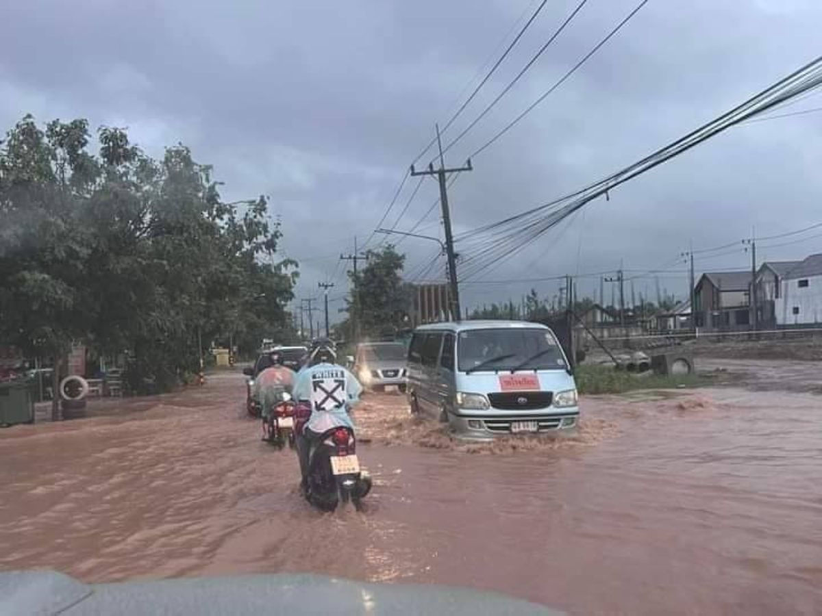 กรมอุตุฯเตือนฉบับ 8 ฝนตกหนัก 43 จังหวัด จับตาพายุดีเปรสชั่นขึ้นฝั่งจีน