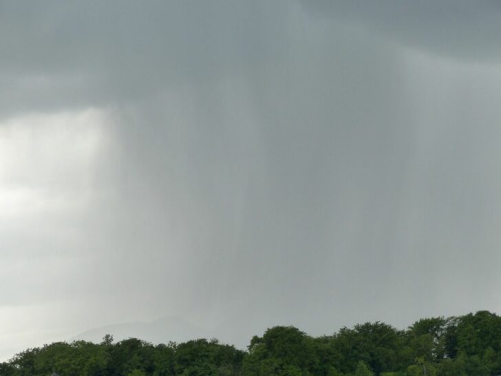 ฝนตก สภาพอากาศวันนี้ ฝนตกหนัก เสี่ยงน้ำท่วมฉับพลัน กทม.-ปริมณฑล 60%