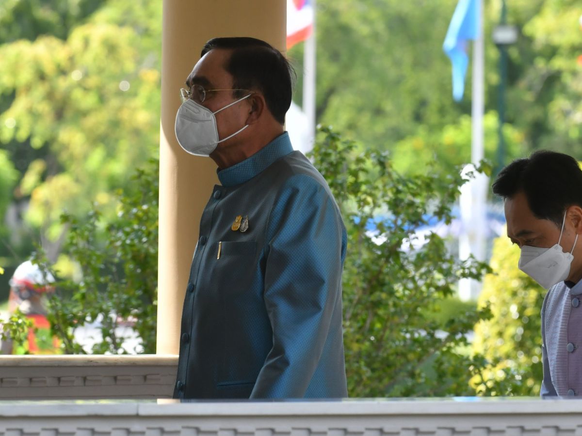 ประยุทธ์ จัดทัพข้าราชการ โยกย้ายผู้ว่าฯ อธิบดี 37 ตำแหน่ง รับศึกเลือกตั้ง