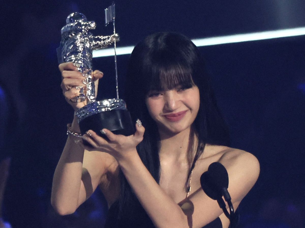 ลิซ่า คว้า Best K-POP จาก VMAs 2022 #LISA #BLACKPINKInYourVMAs