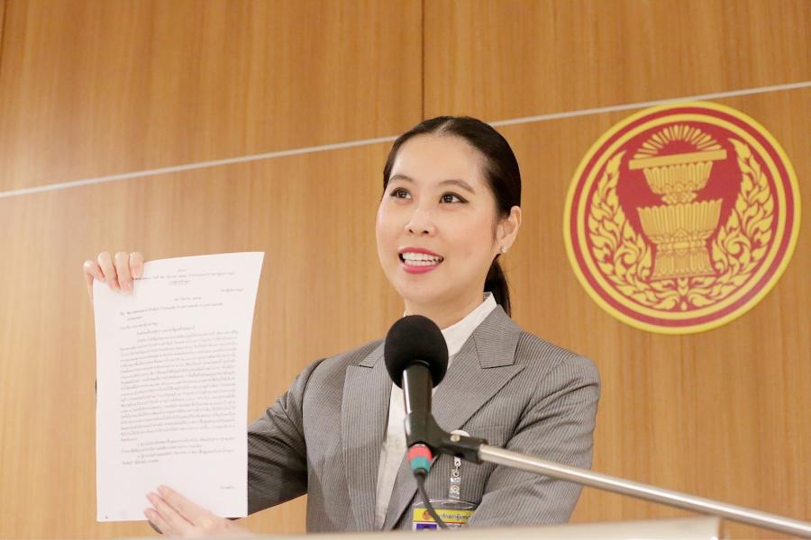 ศาลฎีกาจำคุก ธณิกานต์ พลังประชารัฐ ปมเสียบบัตรแทนกัน รอลงโทษ 2 ปี  