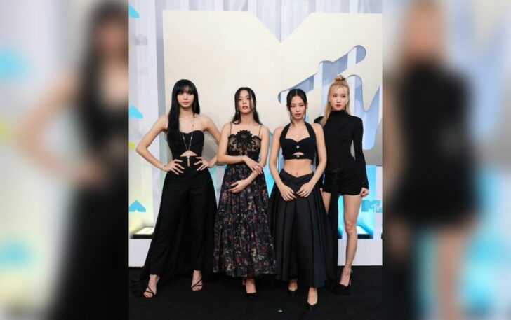 BLACKPINK BLACKPINK