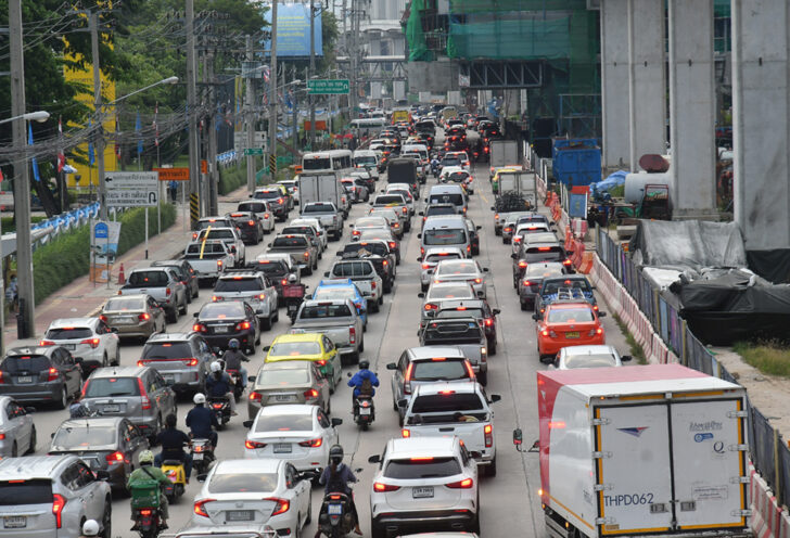 รถติด จราจร ถนน รถติด จราจร ถนน