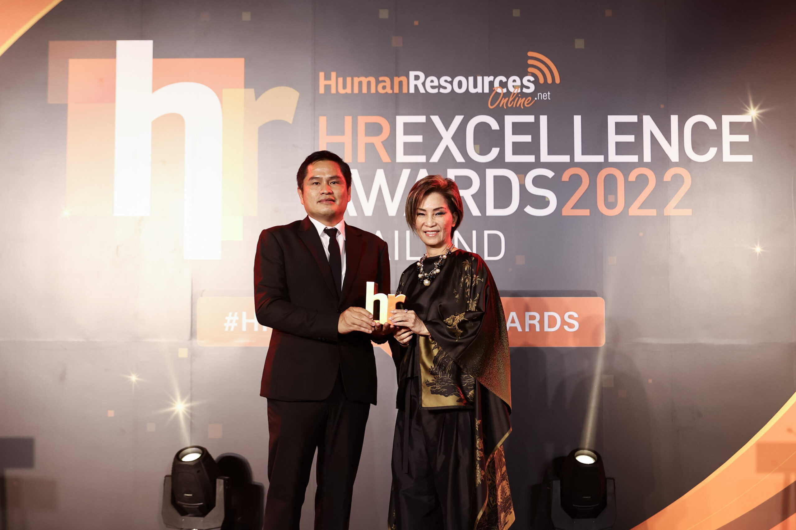 สยามพิวรรธน์ คว้า 2 รางวัลดีเด่นจากเวทีสากล HR Excellence Awards 2022       