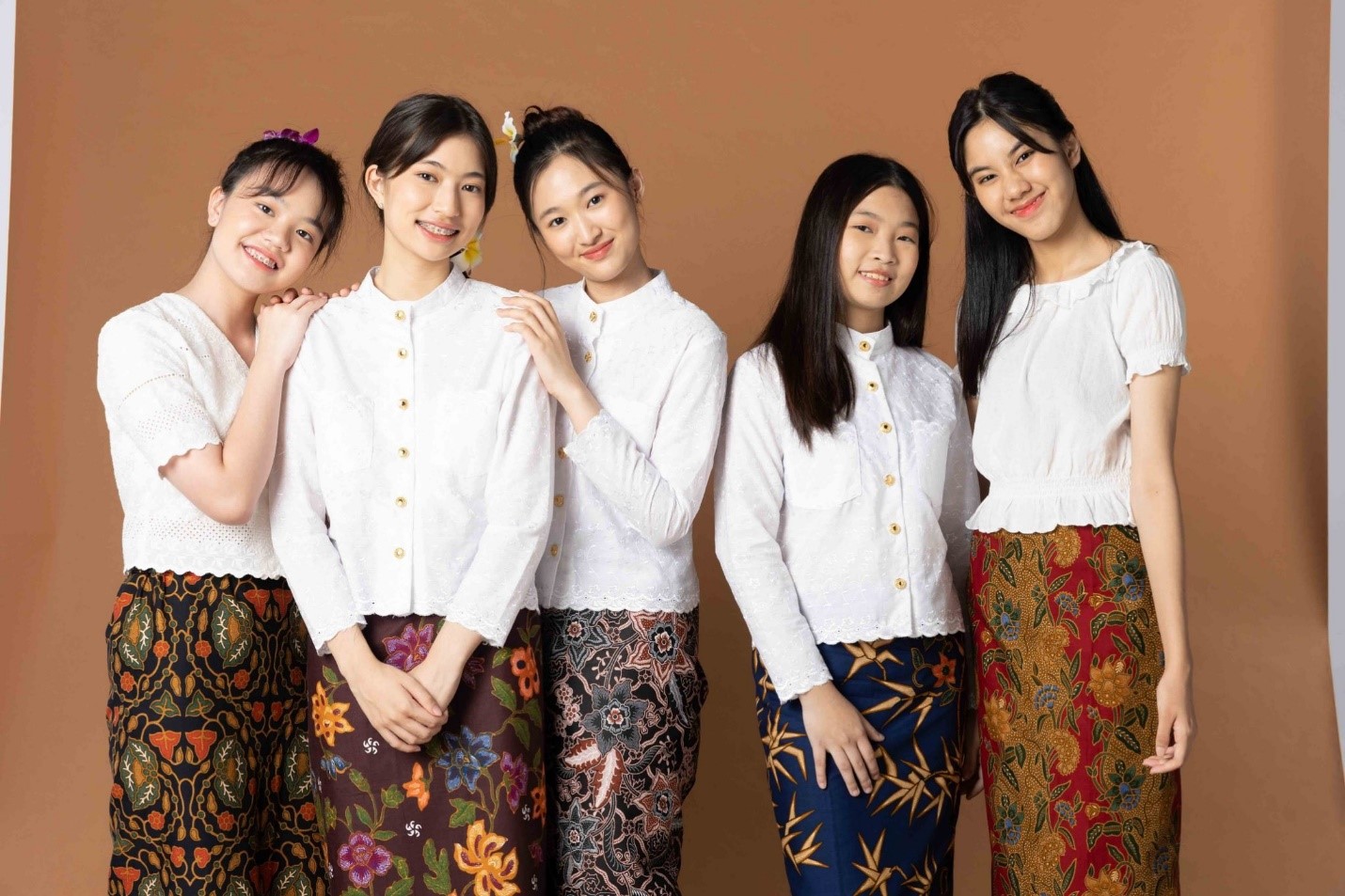 ไอเท่มผ้าไทยกับคน Gen Z “ความต่าง ที่ลงตัว”