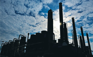 โรงกลั่นน้ำมัน