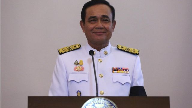 พล.อ. ประยุทธ์ จันทร์โอชา กล่าวน้อมสำนึกในพระมหากรุณาธิคุณ แถลงเปิดใจกับประชาชน