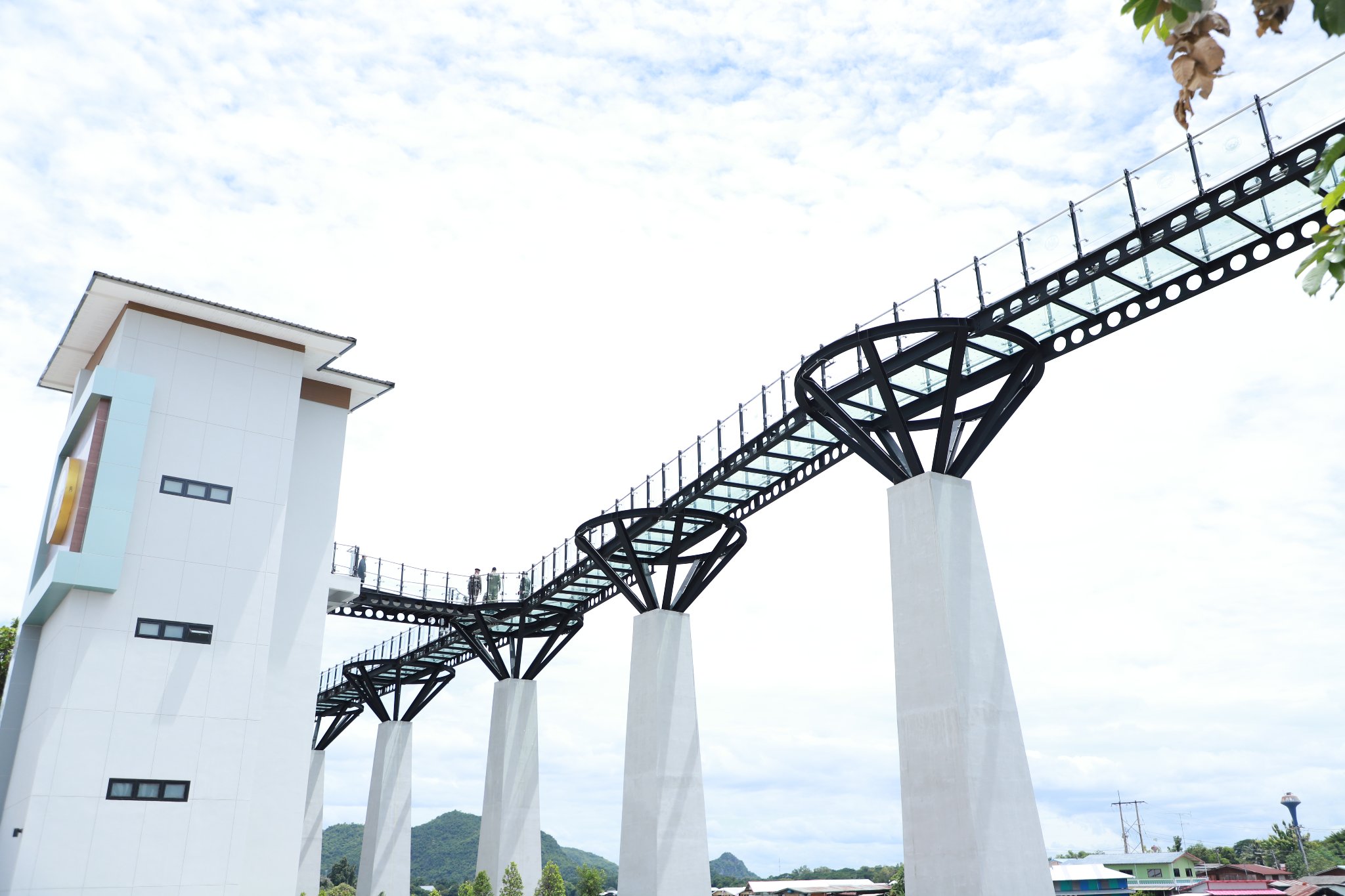 Sky Walk กาญจนบุรี ปิดบริการชั่วคราว เทศบาลแจงสาเหตุแล้ว