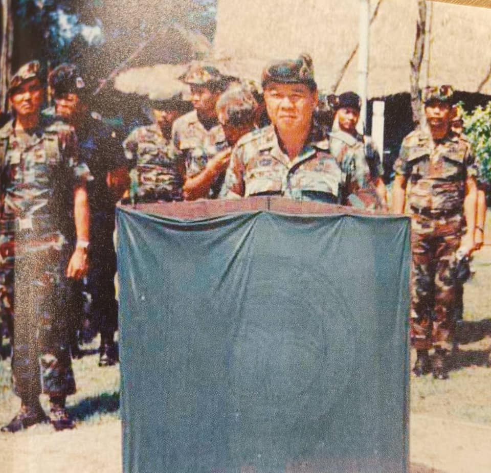 พลเอกประวิตร วงษ์สุวรรณ