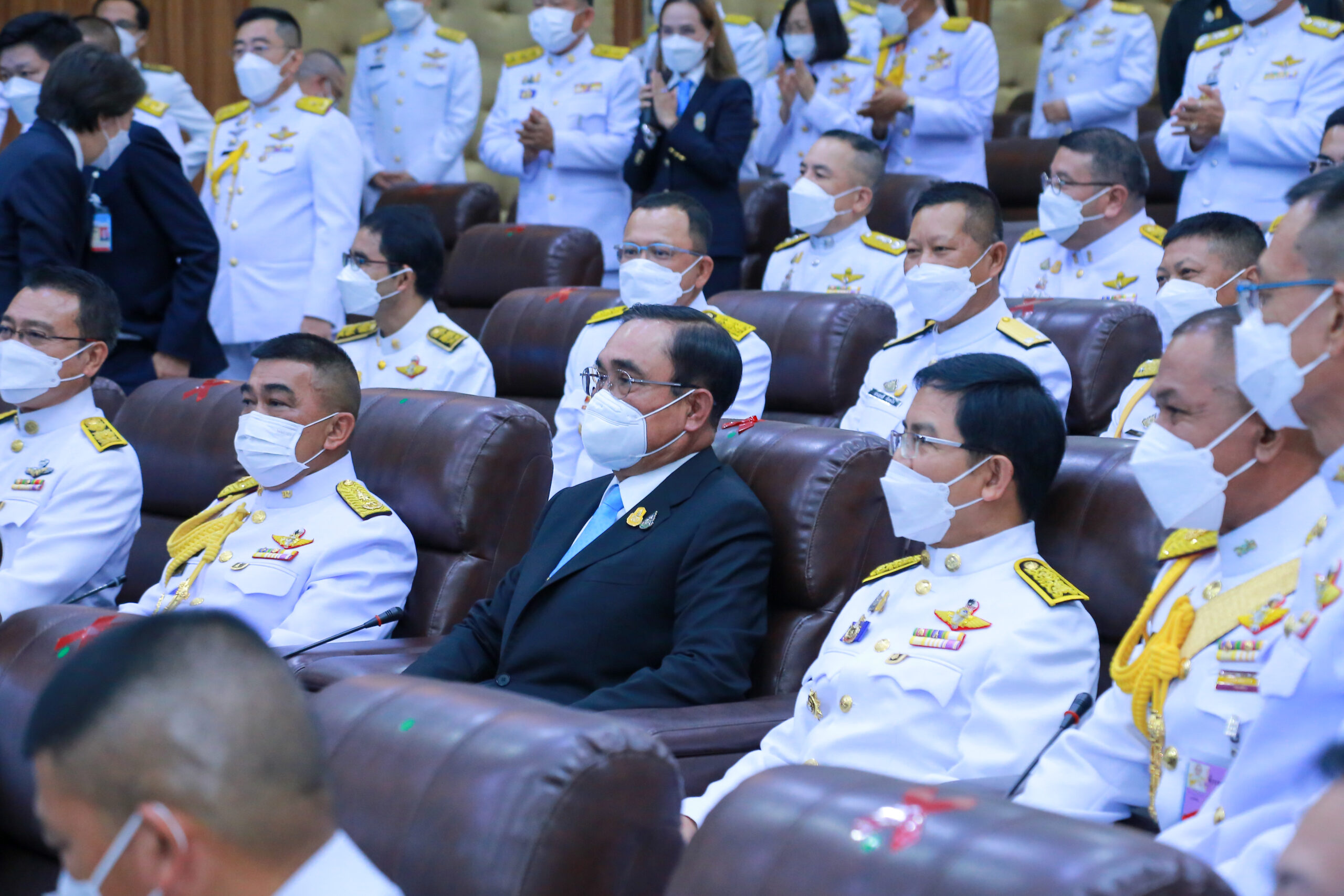 ประยุทธ์ ปิดหลักสูตร วปอ. รุ่นที่ 64 ฝากปกป้องชาติ-สถาบันกษัตริย์ 