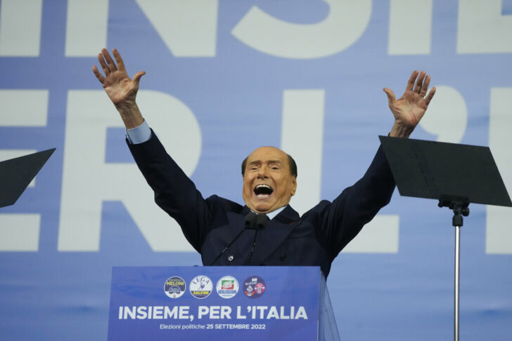 Italy Politics แบร์ลุสโคนี