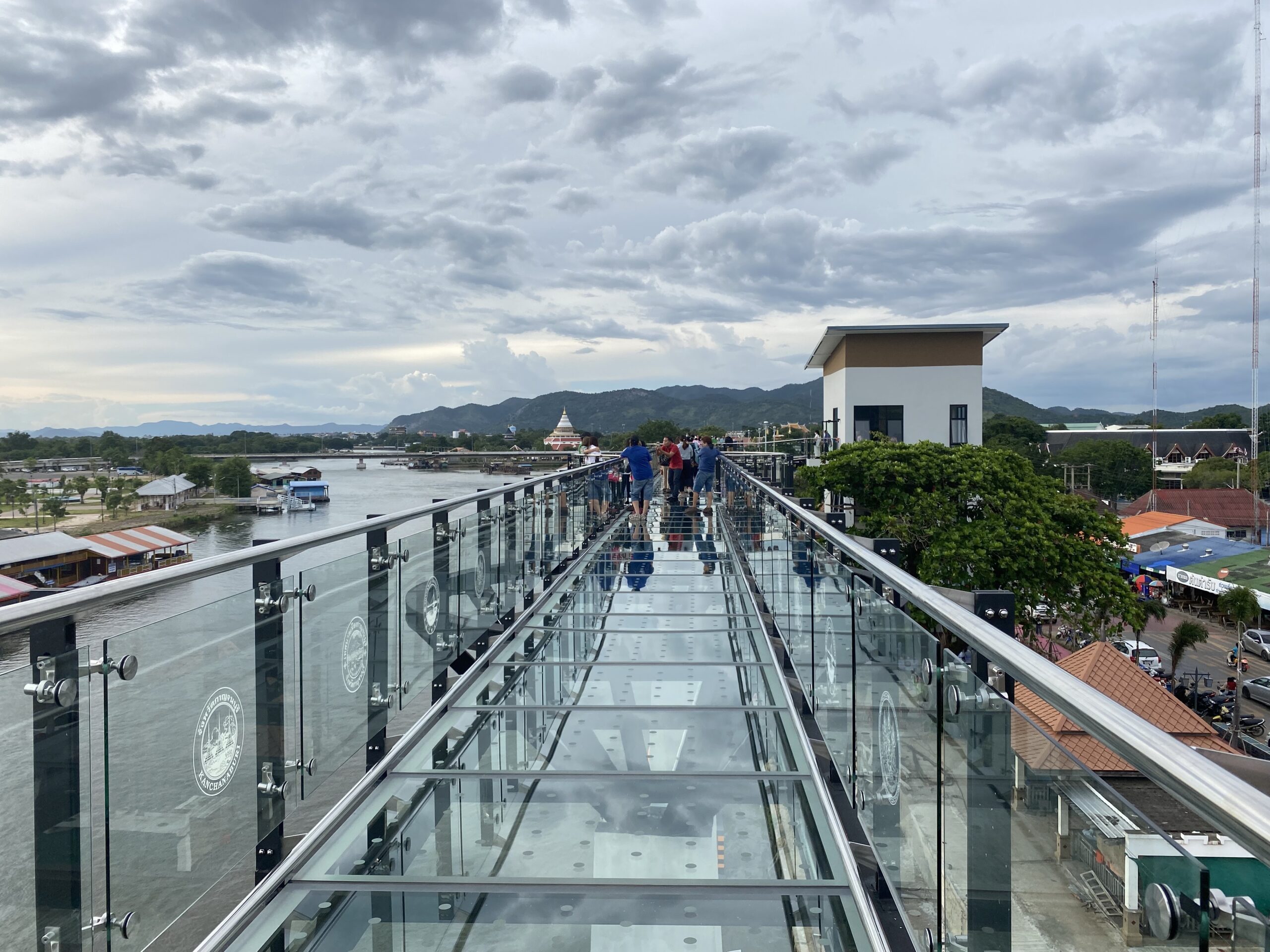 Sky Walk กาญจนบุรีสะดุด หอการค้าชี้ เทศบาลไม่มีความพร้อม