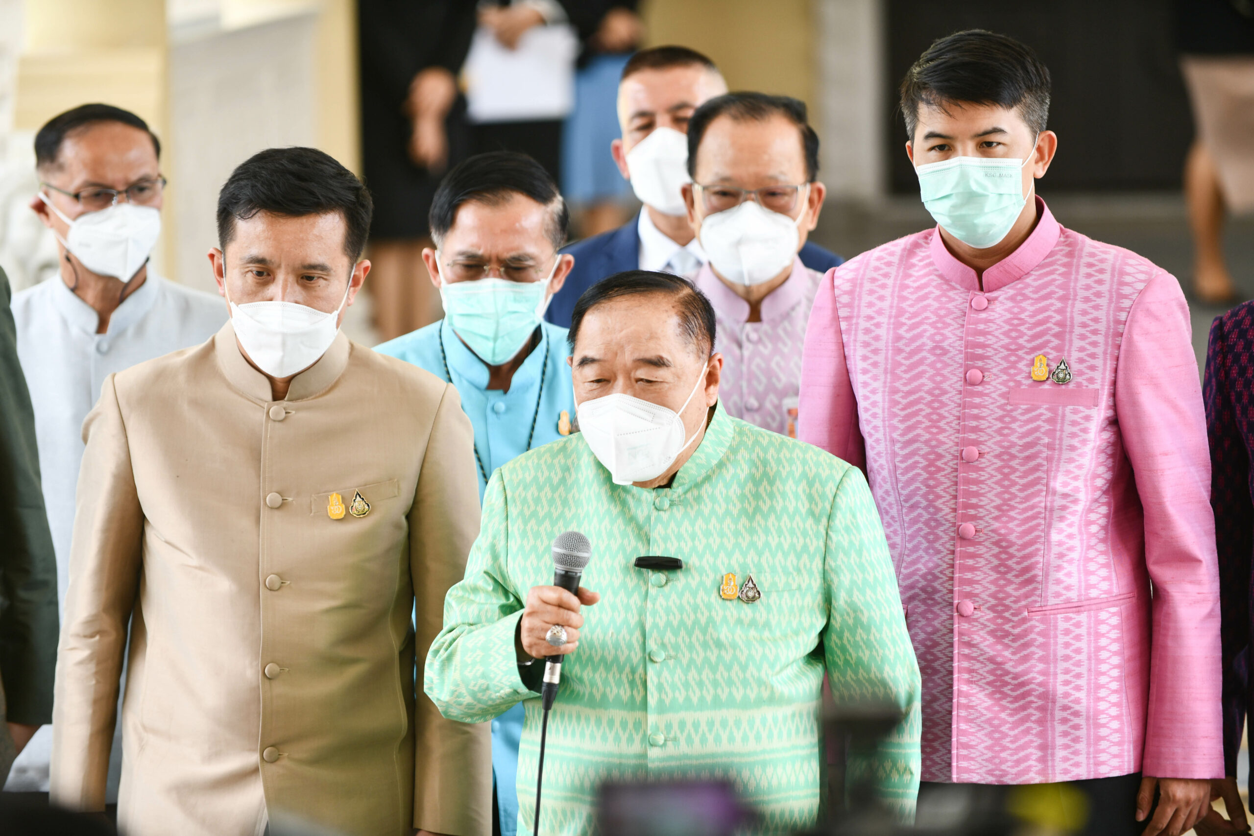 ประวิตร เอาจริงปราบยาเสพติด ข้าราชการมีเอี่ยวลงโทษสถานหนัก