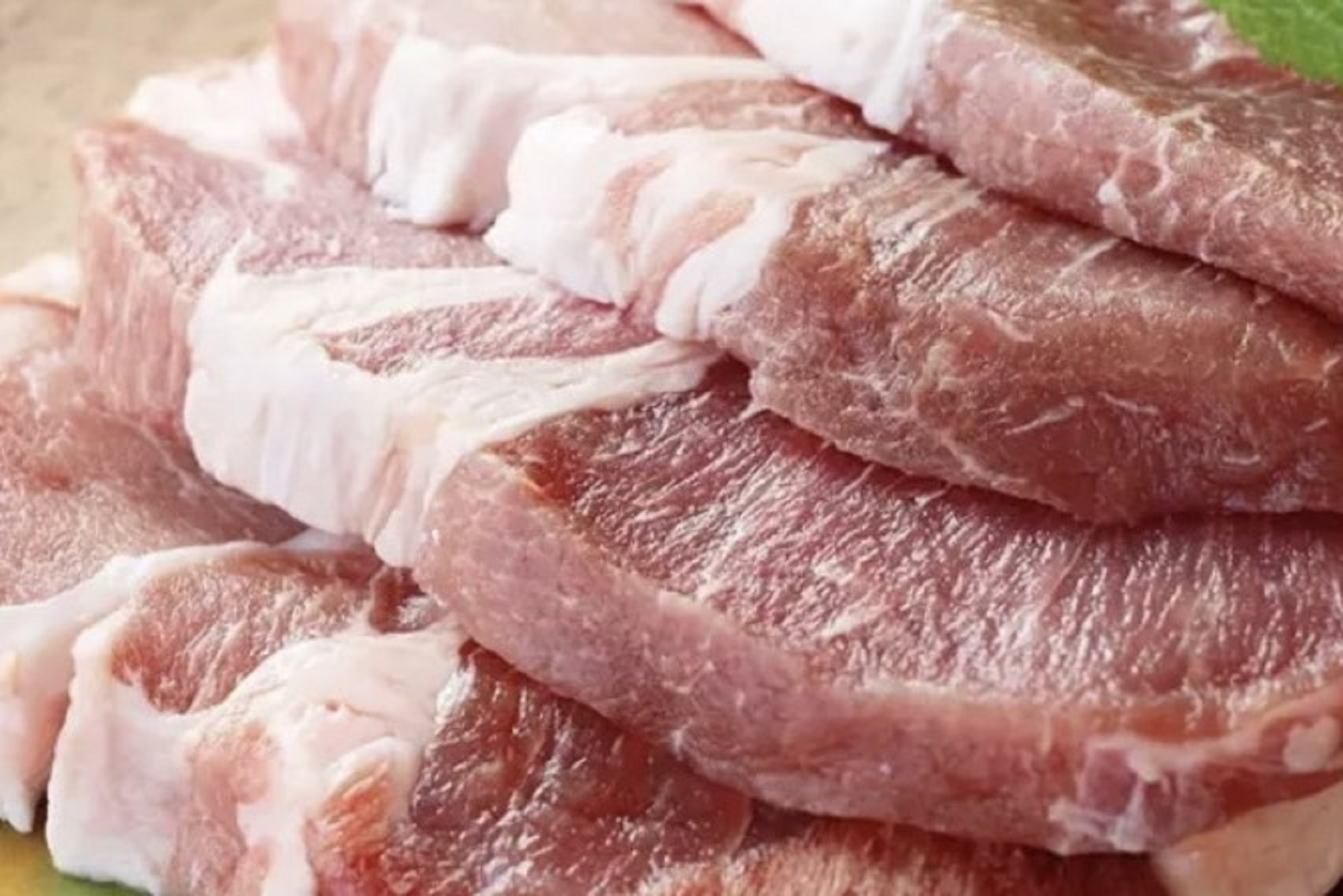 นักวิชาการเตือน “หมูเถื่อน” อาจมีเชื้อดื้อยาโคลิสติน แนะซื้อสินค้าปศุสัตว์ OK