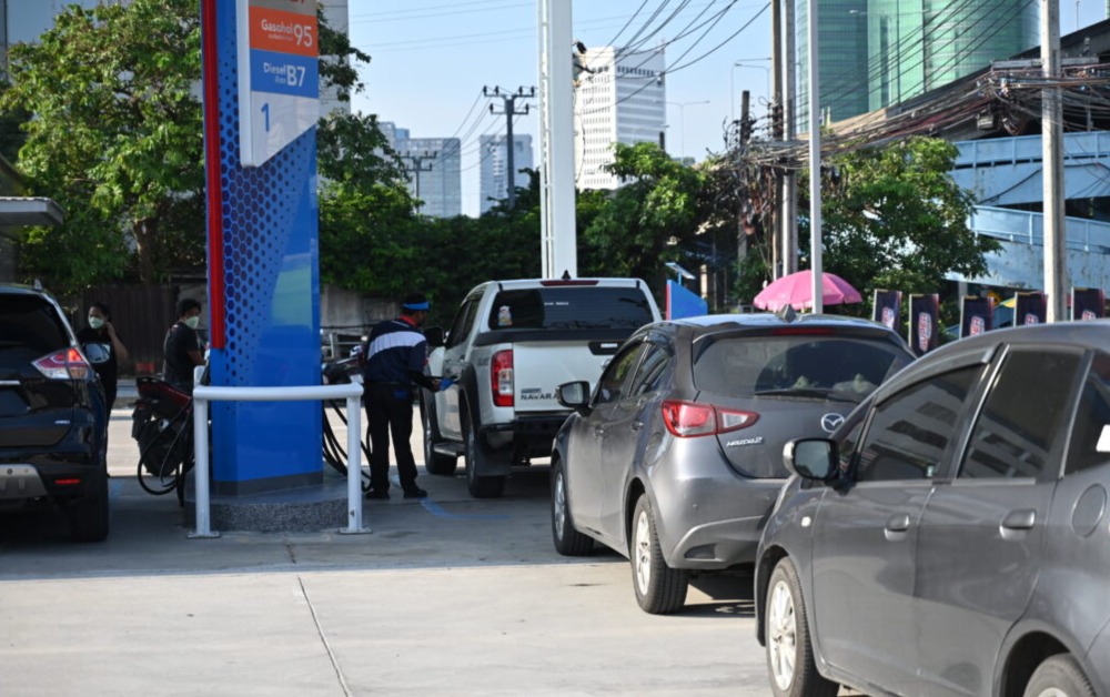 ราคาน้ำมันพรุ่งนี้ ลด เบนซิน-โซฮอล์ 60 สตางค์/ลิตร เว้น E85 ลง 40 สต.