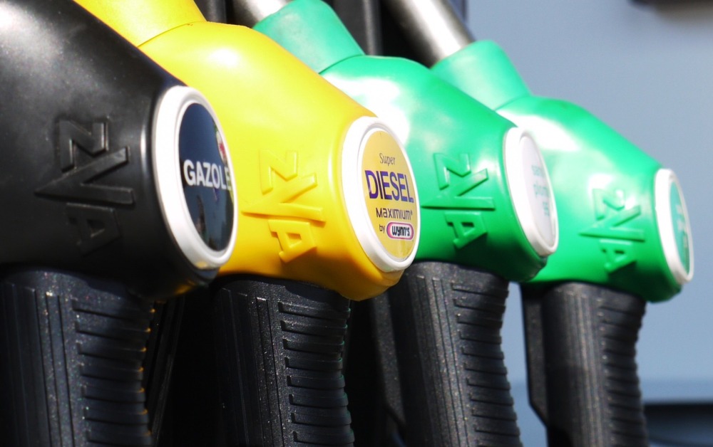 ราคาน้ำมันพรุ่งนี้ ขึ้น เบนซิน โซฮอล์ 40 สตางค์ เว้น E85 ขึ้น 20 สตางค์