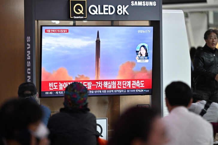 SKOREA-US-NKOREA-MISSILE เกาหลีเหนือยังไม่หยุด ล่าสุดยิงขีปนาวุธอีก 2 ลูก