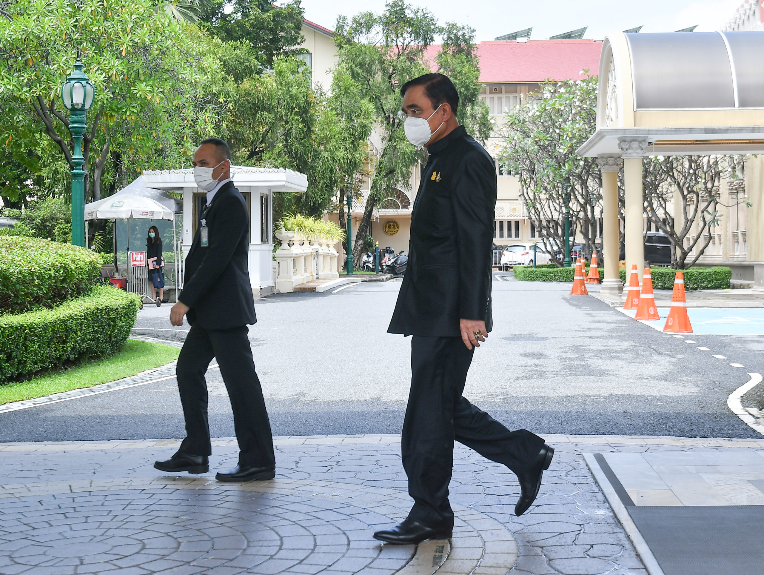 ประยุทธ์ เตรียมจัดงบกลาง 2.3 หมื่นล้าน เยียวยาผู้ประสบภัยน้ำท่วม